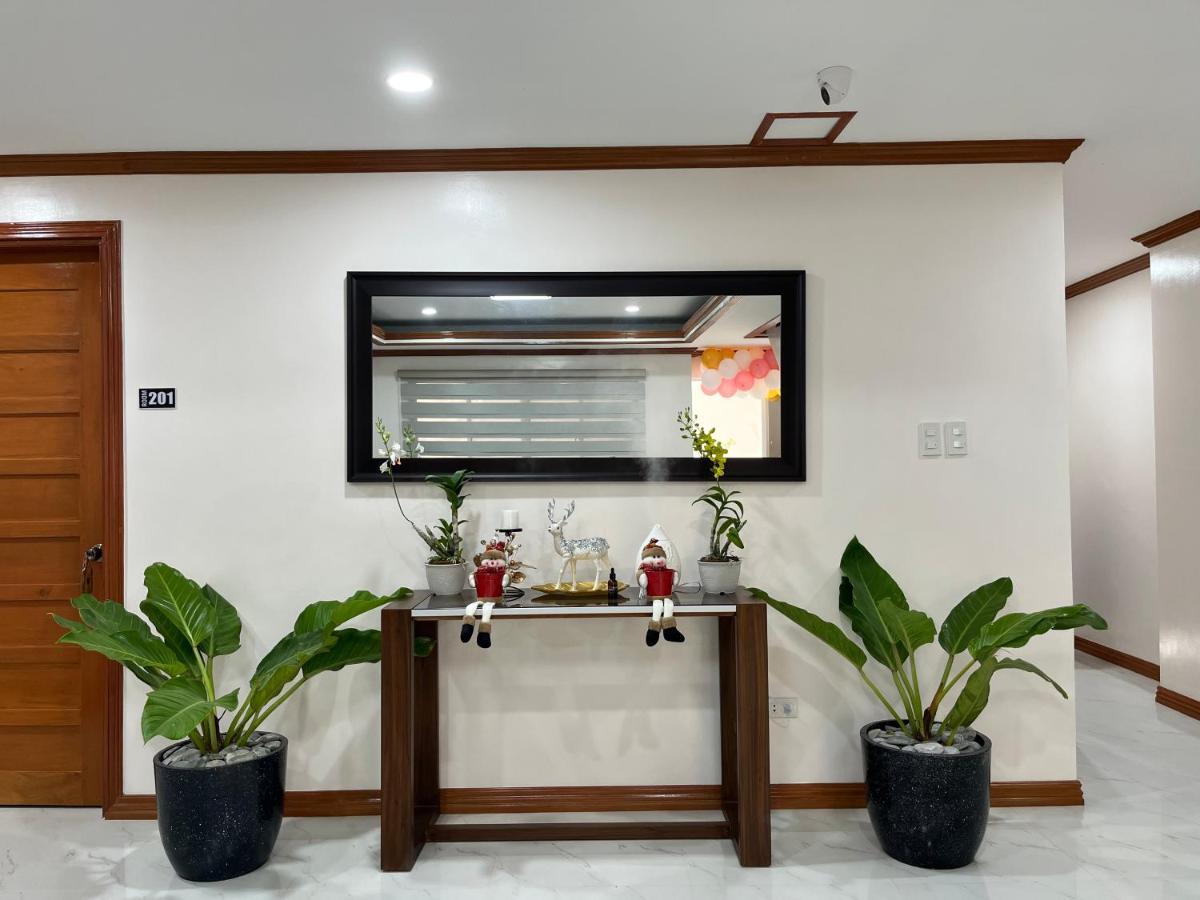 The Legacy Hotel Tayabas ภายนอก รูปภาพ