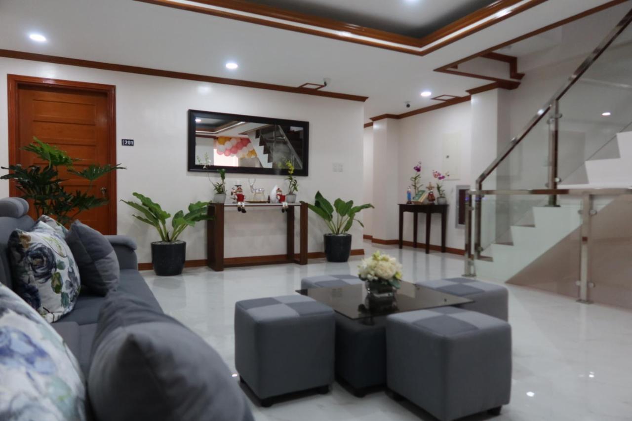 The Legacy Hotel Tayabas ภายนอก รูปภาพ
