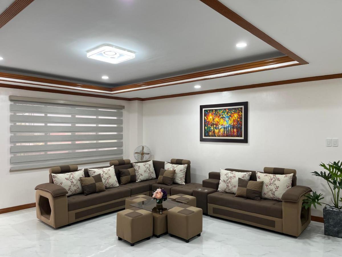The Legacy Hotel Tayabas ภายนอก รูปภาพ