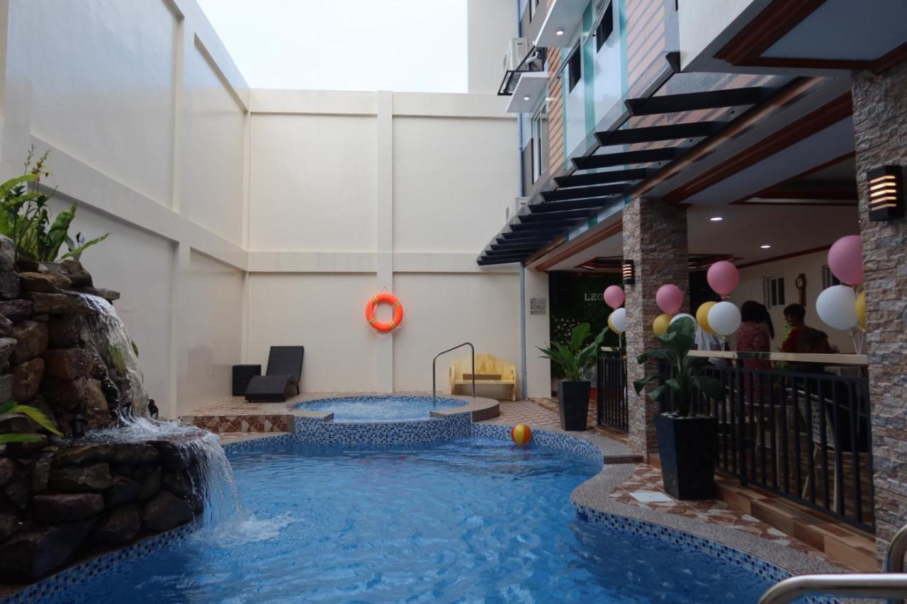 The Legacy Hotel Tayabas ภายนอก รูปภาพ